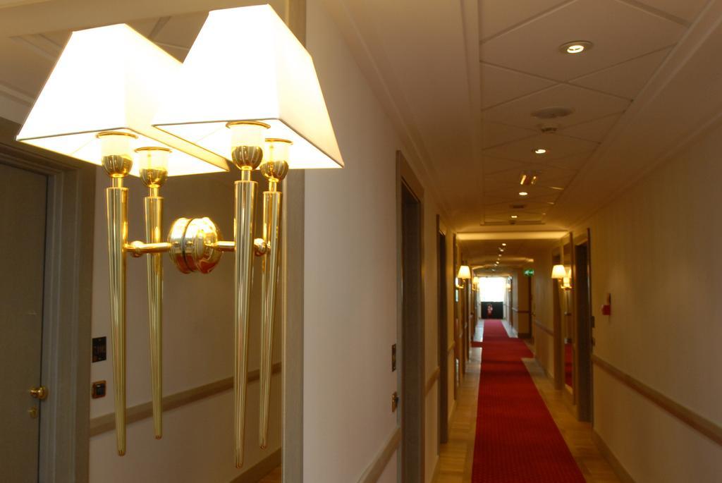 Grand Hotel Duca Di Mantova Sesto San Giovanni Kültér fotó